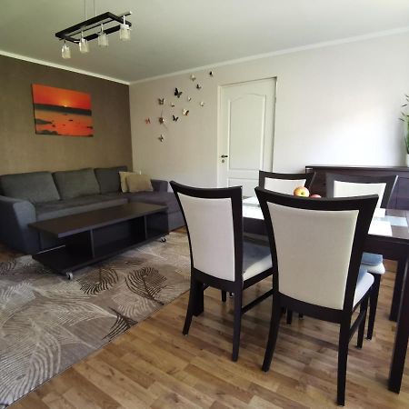 Kesklinna Silla Apartment - Free Parking Pärnu Eksteriør bilde