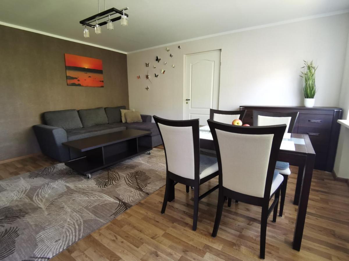 Kesklinna Silla Apartment - Free Parking Pärnu Eksteriør bilde