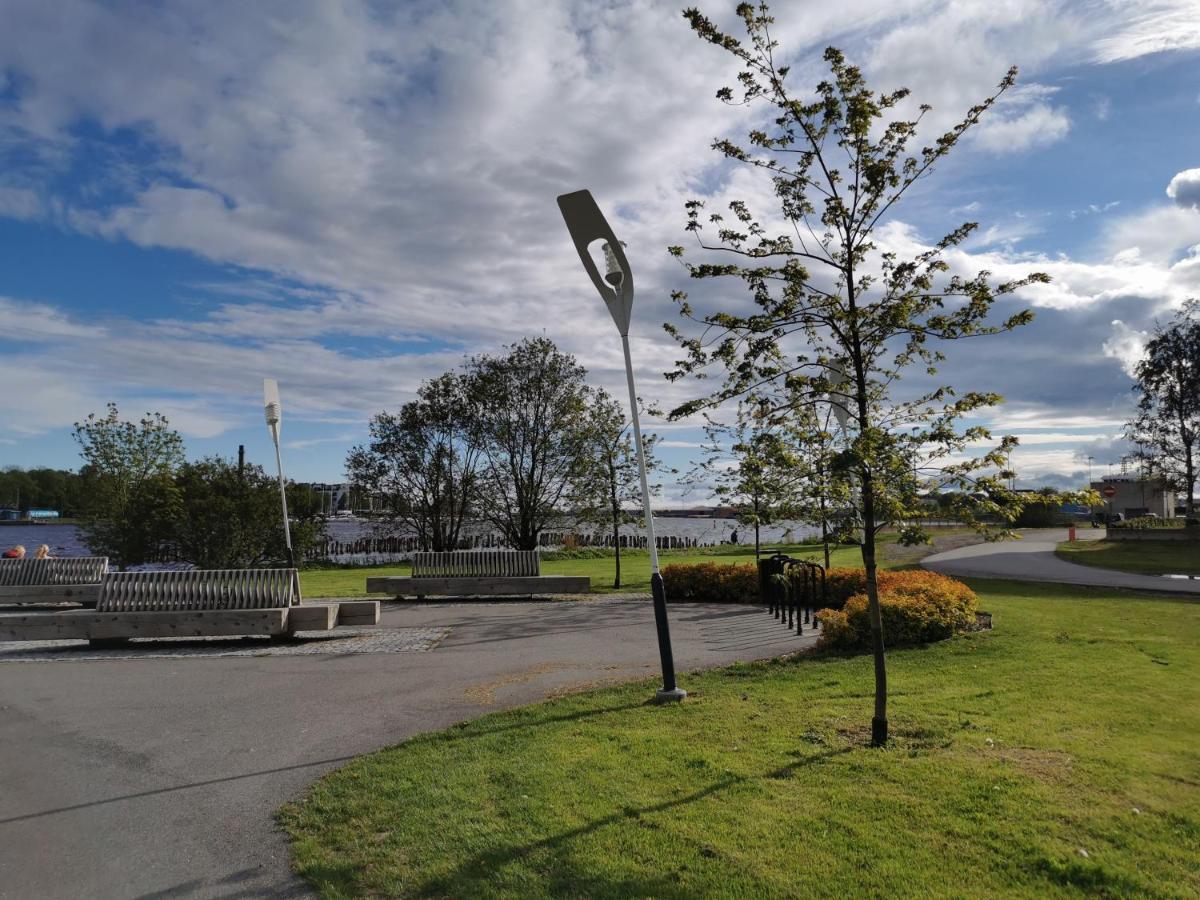 Kesklinna Silla Apartment - Free Parking Pärnu Eksteriør bilde